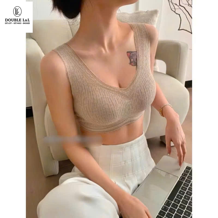 Áo Bra Màu Tối – Thanh Lịch, Che Khuyết Điểm, Lý Tưởng Khi Đi Ngoài Trời